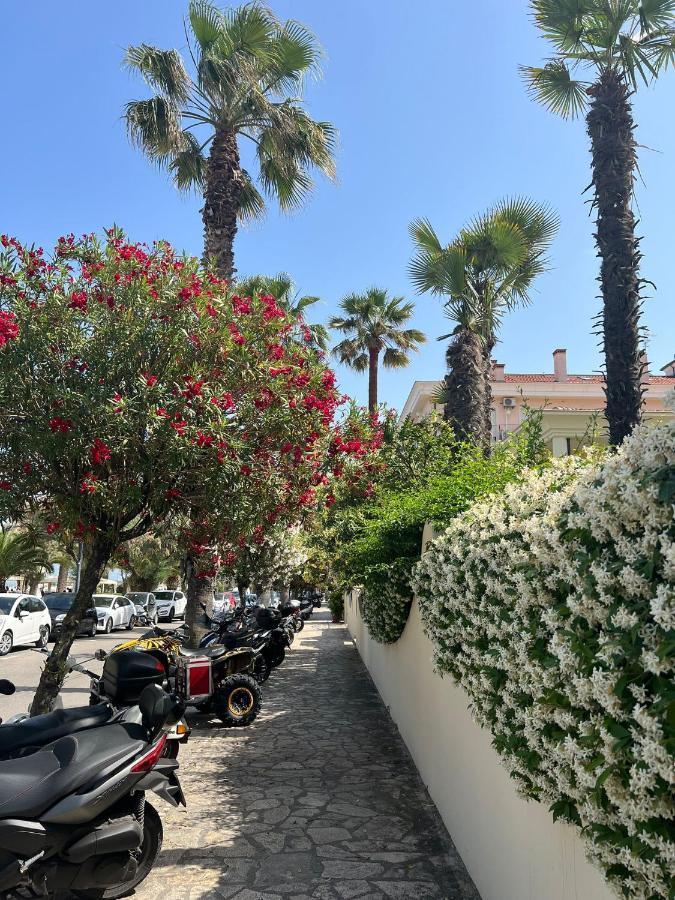 Bella Alba Apartment On The Beach Alba Adriatica Exterior photo